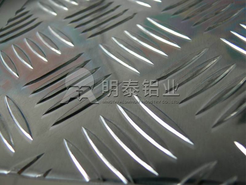 冷藏車廂防滑用5754花紋鋁板-五條筋花紋板規格全-可定做 冷藏車廂防滑用5754花紋鋁板-五條筋花紋板規格全-可定做